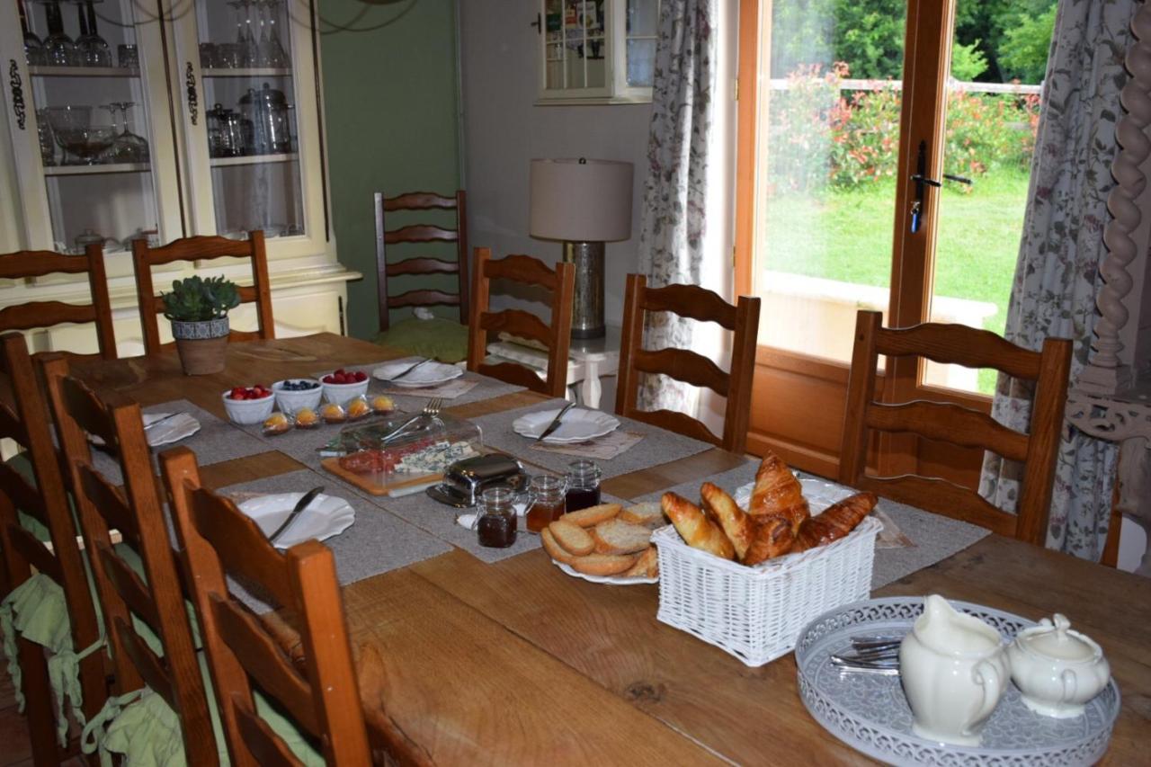 Bed and Breakfast Libellule Куссак-Бонваль Экстерьер фото